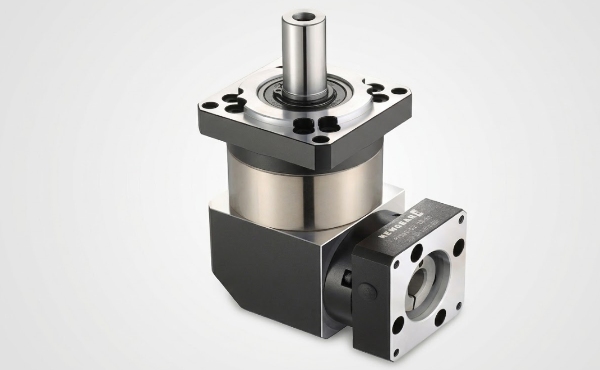 Reinventing Motion Control: How Right Angle Servo Gearboxes Enable High-Precision Automation